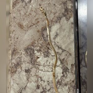 Herringbone snake chain bracelet